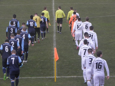 Ein 3:0 bringt die Löwen zurück an die Tabellenspitze Ein 3:0 bringt die Löwen zurück an die Tabellenspitze