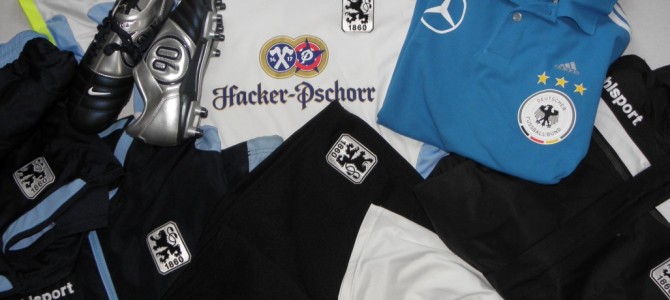 Unterstützt die Amateure durch einen Einkauf im U21-Shop! Unterstützt die Amateure durch einen Einkauf im U21-Shop!