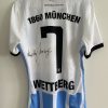 Matchworn und signiert vom Legenden-Spiel in Aying: Trikot von Karsten Wettberg, Größe M.