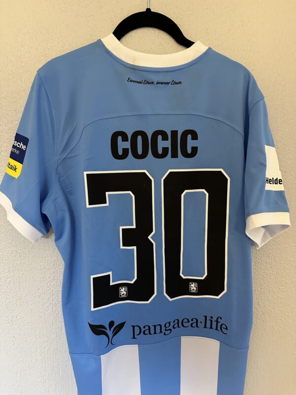 Matchworn mit Sonderlogos! Toto-Pokal-Trikot Milos Cocic. Größe L. – Bild 3