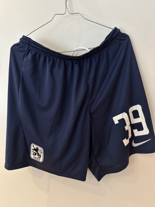 Trikotset 23/24, #39 Leo Morgalla, Größe L. 1 Trikot, 2 Hosen. – Bild 3