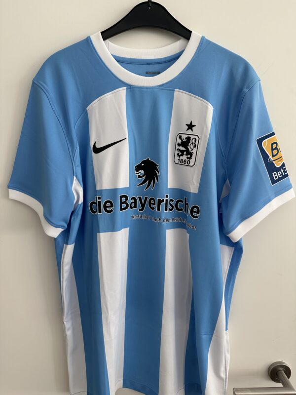 Aus der Spielerpräsentation: Trikot von Max Reinthaler (XL) – Bild 2