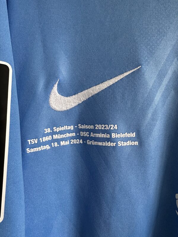 Trikot: Matchworn im Heimspiel gegen Bielefeld. Lukas Reich #20 / L. – Bild 3