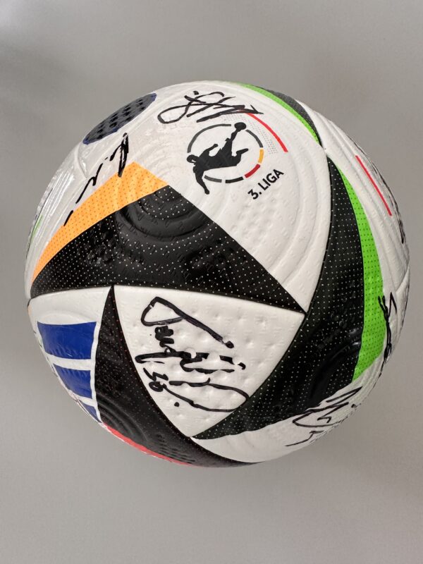 Autogrammball Saison 24/25