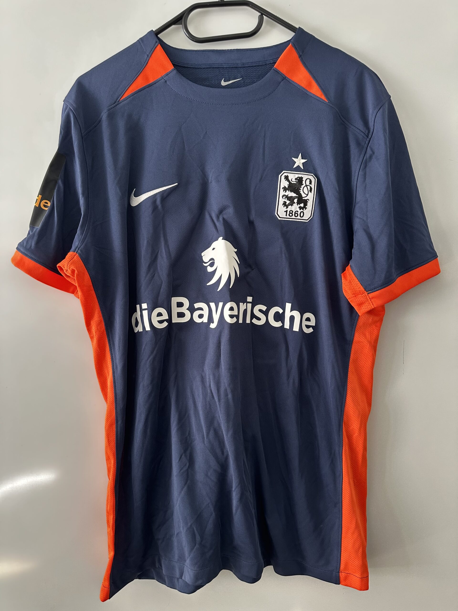 Matchworn im Testspiel: Away-Trikot Kilian Jakob, Größe L – Bild 2