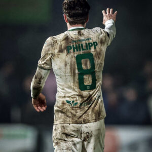 Matchworn beim Toto-Pokal in Aubstadt: David Philipp-Trikot, Größe M.