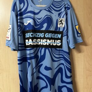 Sechzig gegen Rassismus. Original-Spielertrikot Paul Bachmann, Größe XL.