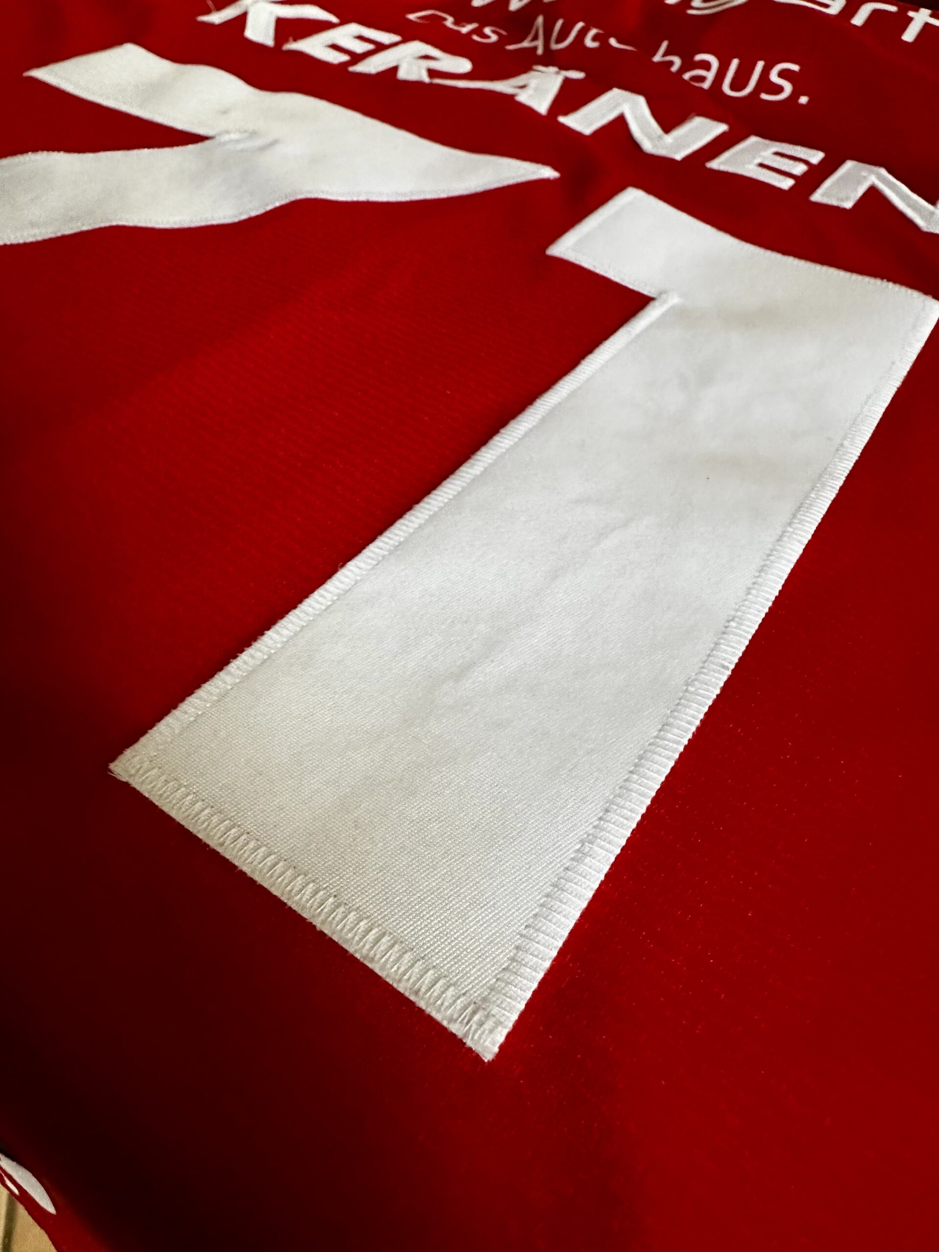 ECT: Original Spieler-Trikot Tölzer Löwen – 60 Jahre deutscher Meister – Home. #74, Ludwig Nirschl, Größe L. – Bild 9