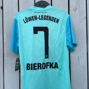 Trikot der Löwen-Legenden. Daniel Bierofka, Größe L.