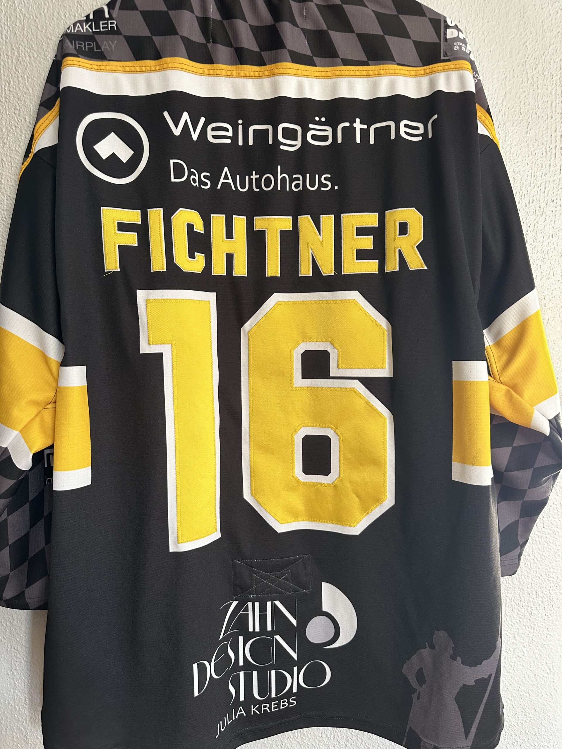 ECT: Original Spieler-Trikot Tölzer Löwen – Heimtrikot 25/26. #16, Alexander Fichtner, Größe XL.