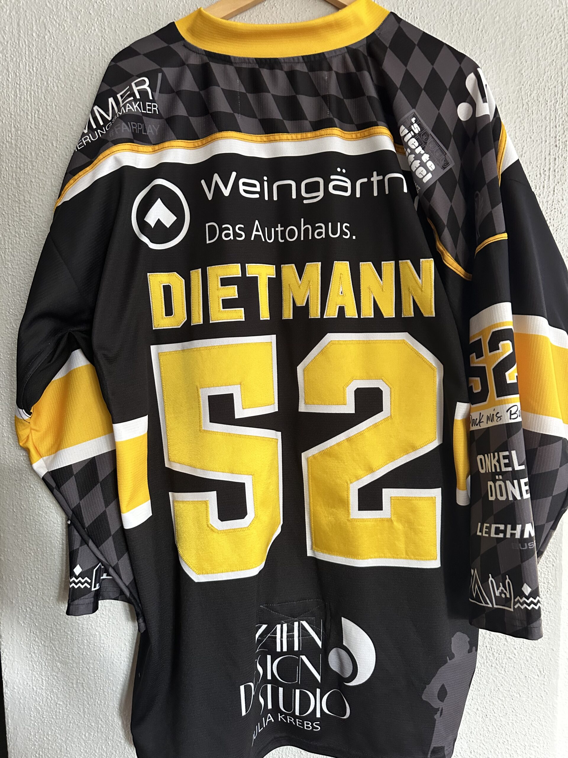 ECT: Original Spieler-Trikot Tölzer Löwen - Heimtrikot 25/26. #52, Dennis Dietmann, Größe XL.