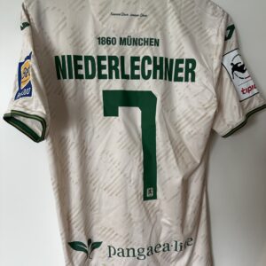 1860: Matchworn-Trikot vom Spiel in Saarbrücken. #7, Florian Niederlechner, Größe L.