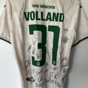 1860: Autogrammtrikot 3rd mit Unterschriften der Profi-Mannschaft, #31 Volland, Größe L.