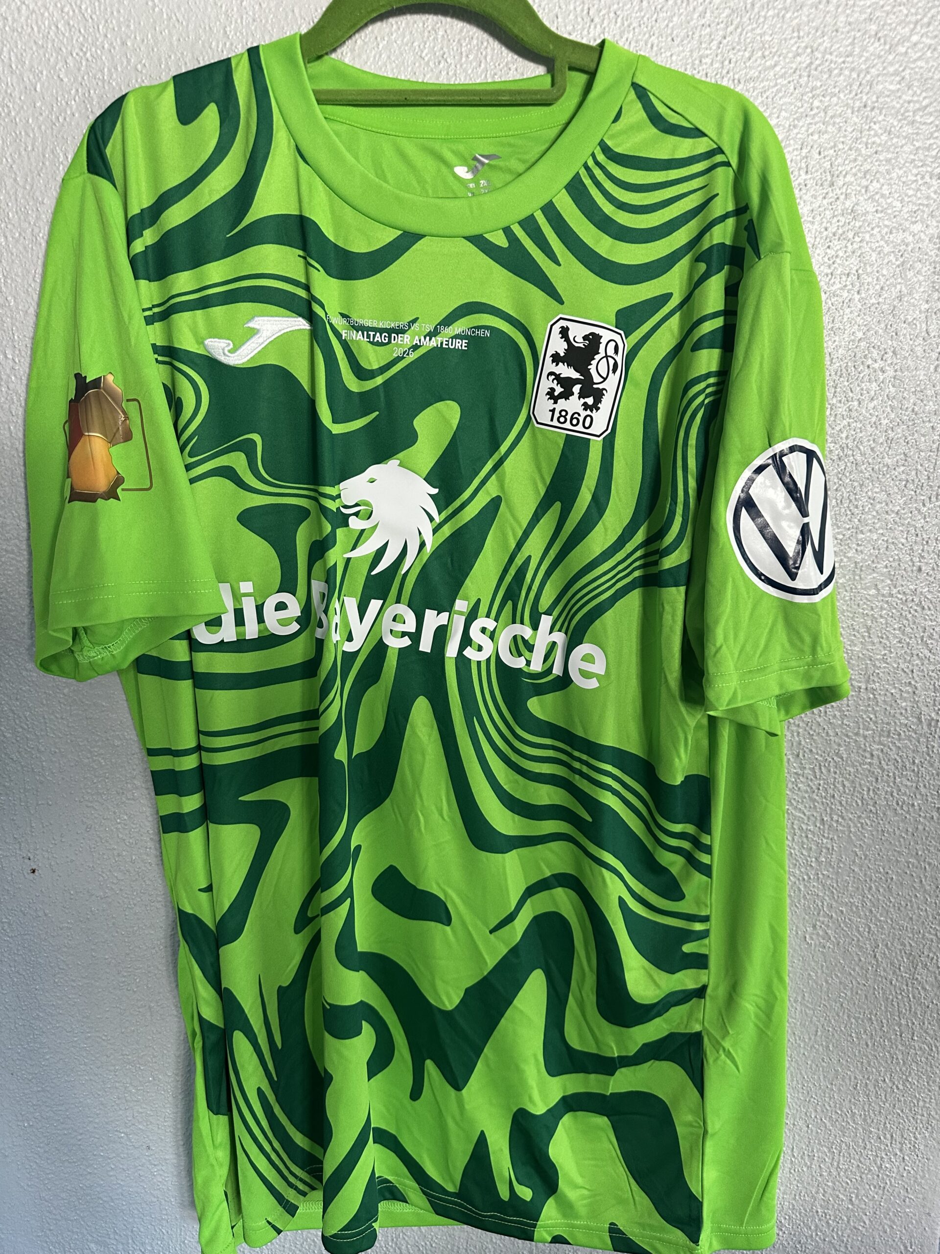1860: Original-Trikot aus dem Toto-Pokal-Finale. Thomas Dähne, #21, Größe 2XL.