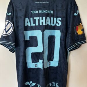 1860: Original-Trikot aus dem Toto-Pokal-Finale. Samuel Althaus, #20, Größe XL.