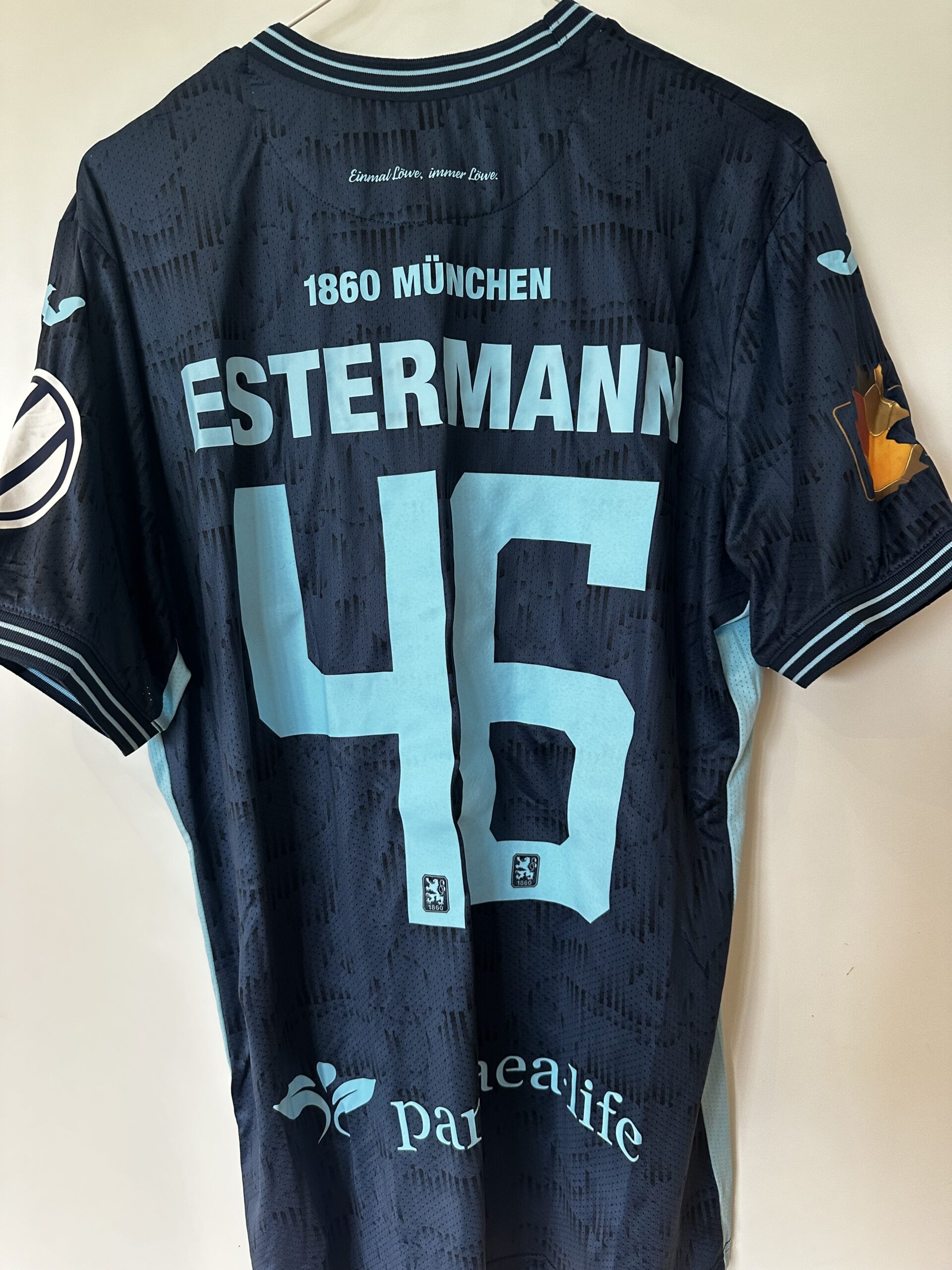 1860: Original-Trikot aus dem Toto-Pokal-Finale. Ludwig Estermann, #46, Größe L.