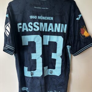 1860: Original-Trikot aus dem Toto-Pokal-Finale. Lasse Fassmann, #33, Größe L.